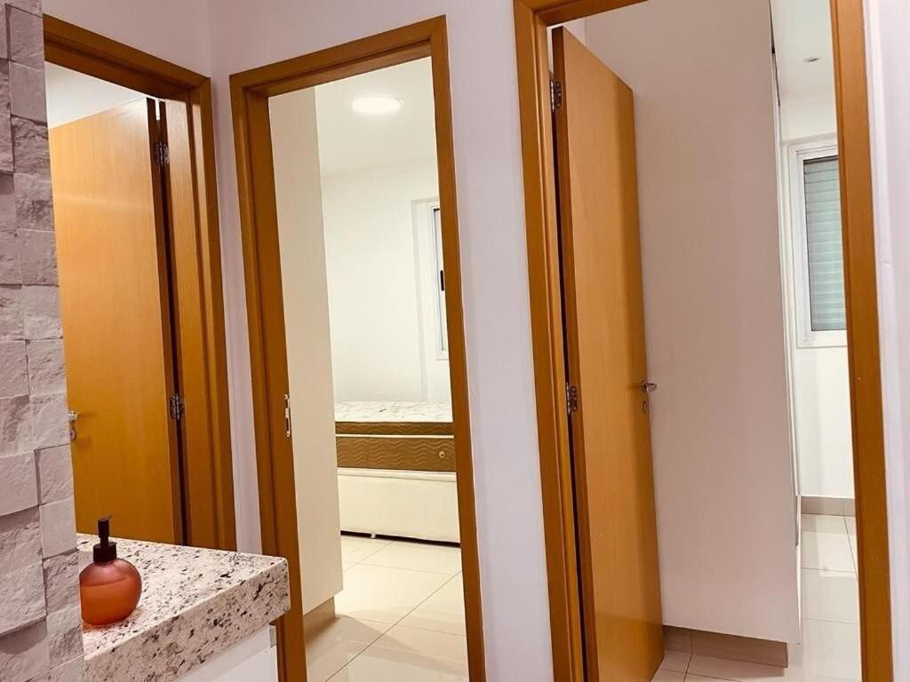 2 Qts.| 4 Hosp. | Ao Lado Do Goiania Shopping公寓 外观 照片